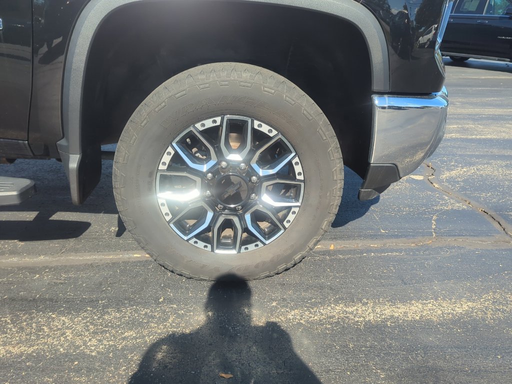 Certified 2024 Chevrolet Silverado 3500 LTZ w/ LTZ Plus Package AWD/4WD image 11