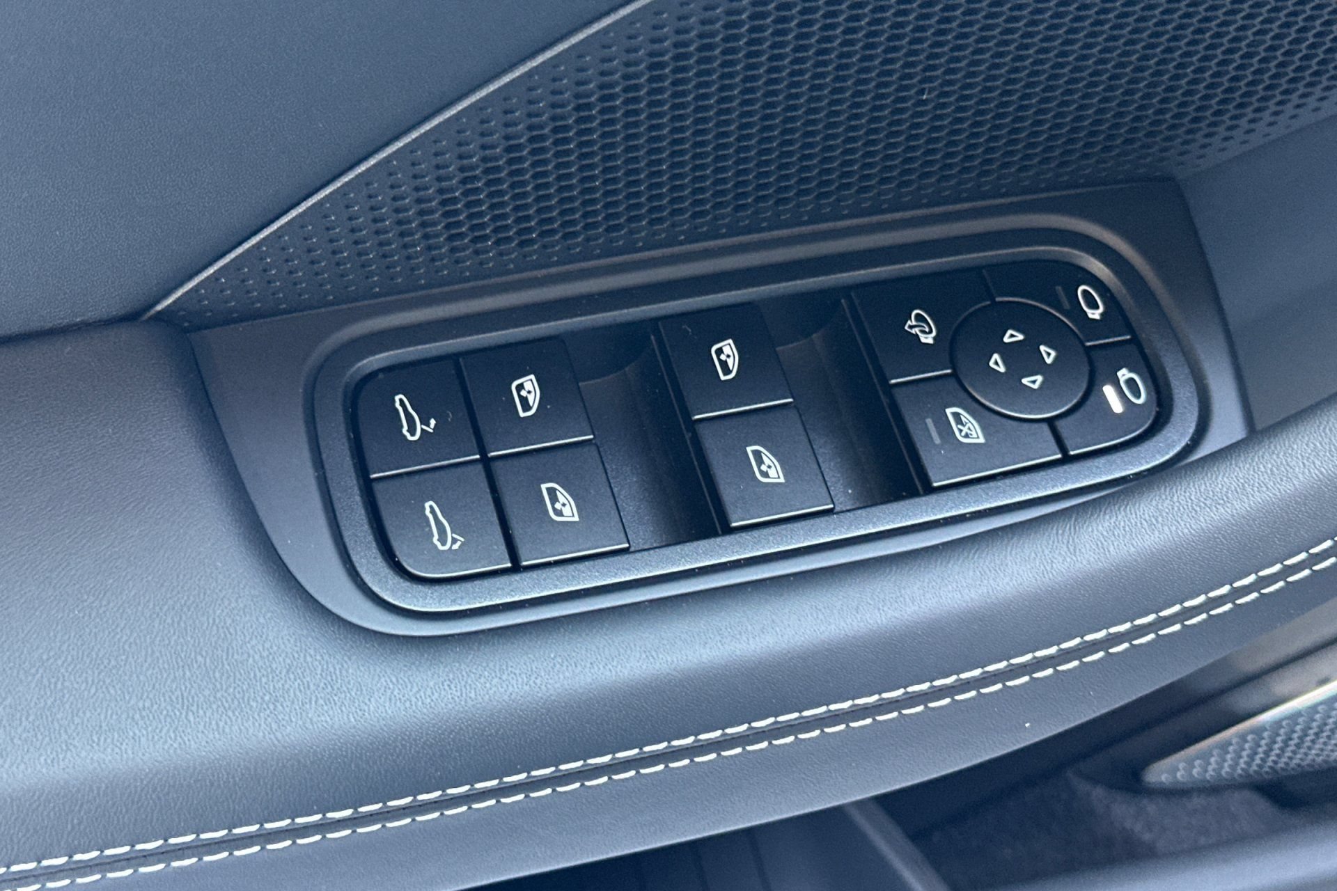 New 2026 Porsche Panamera GTS AWD/4WD image 13