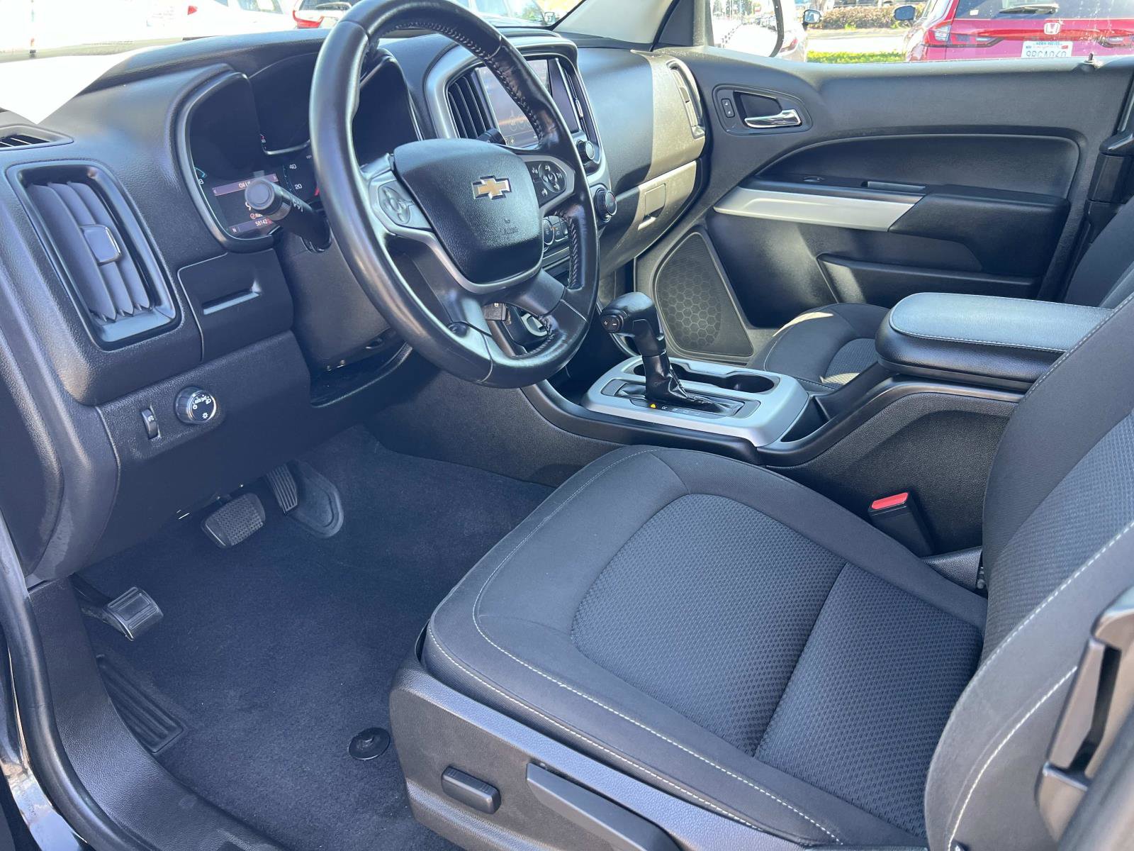 Used 2019 Chevrolet Colorado LT image 5
