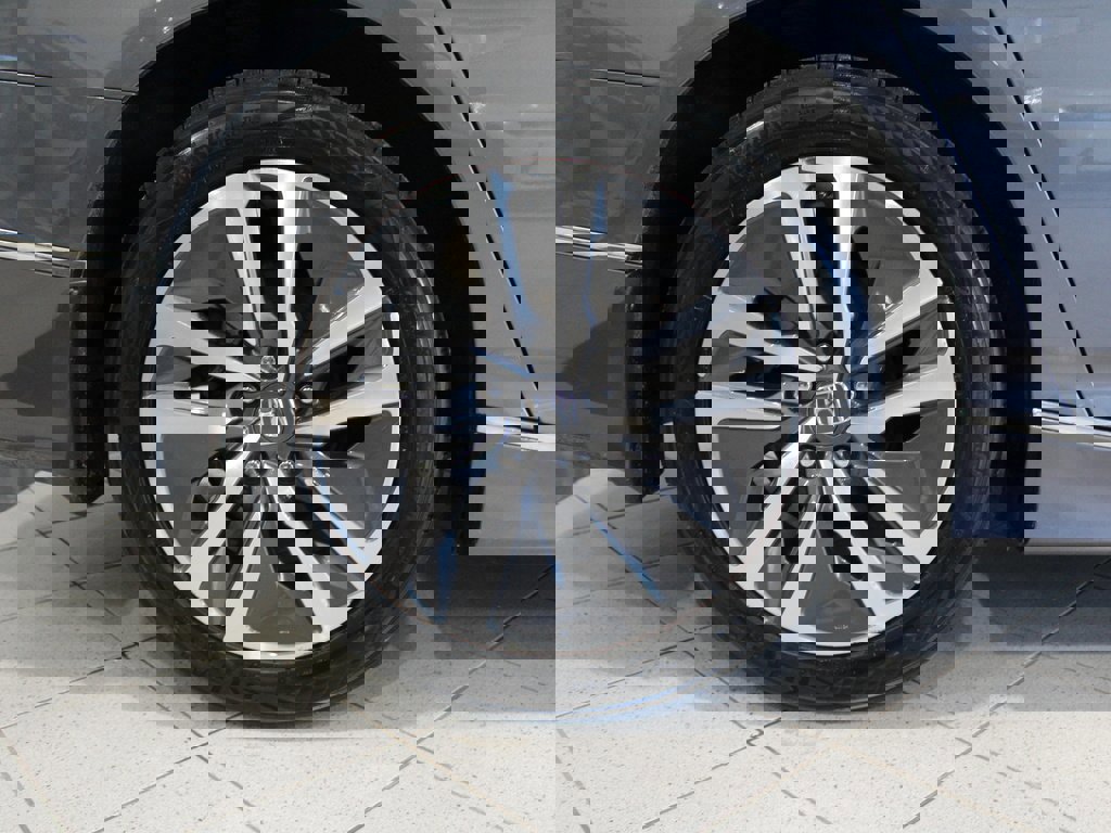 Certified 2019 Honda Accord EX-L image 10