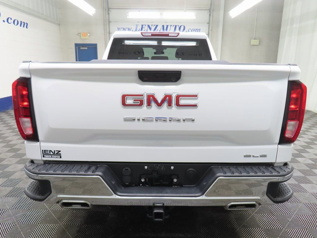 Used 2024 GMC Sierra 1500 SLE w/ X31 Off-Road Package image 30