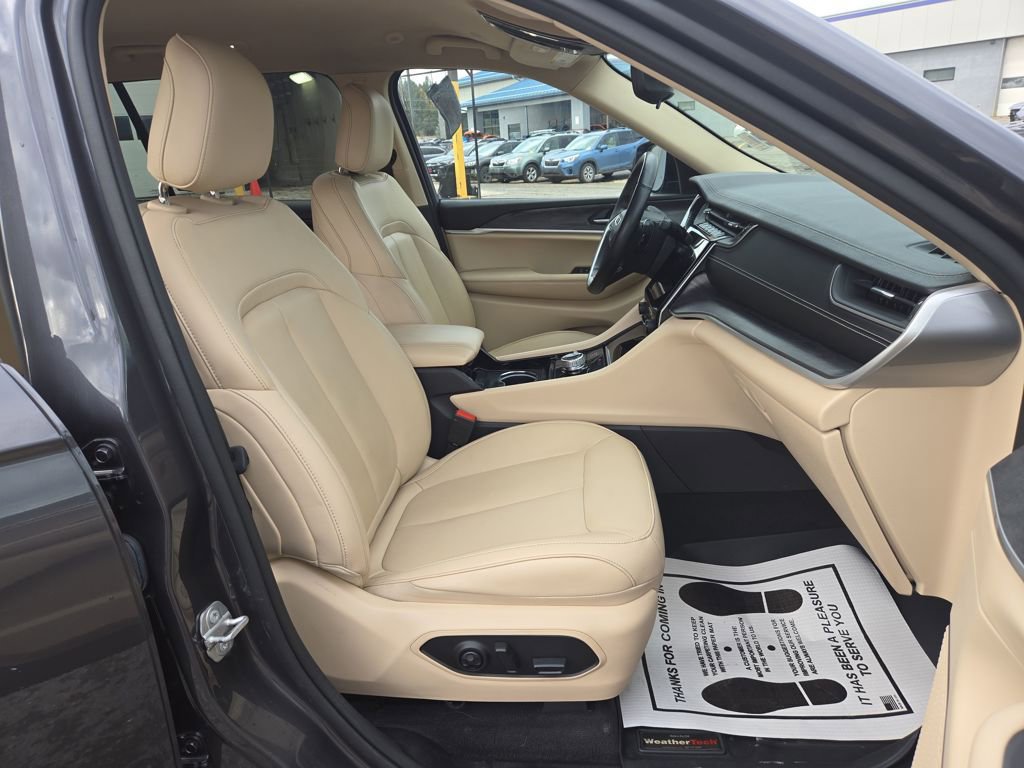 Used 2021 Jeep Grand Cherokee L Limited w/ Trailer Tow Group (B) image 18