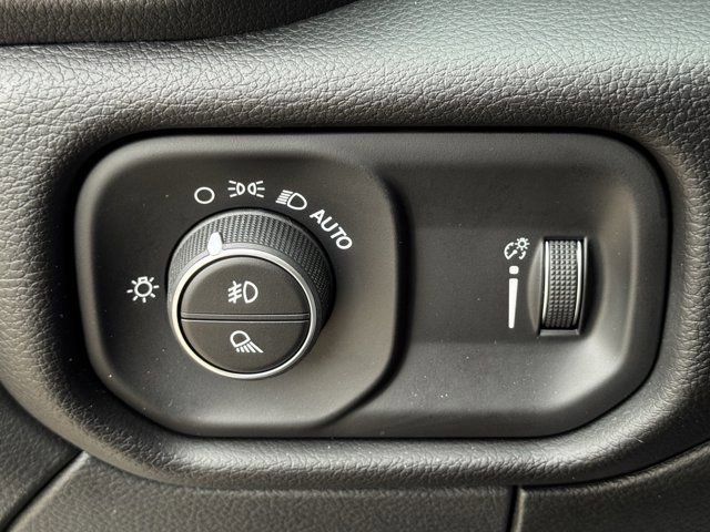 Used 2024 RAM 2500 Big Horn w/ Bed Utility Group image 23