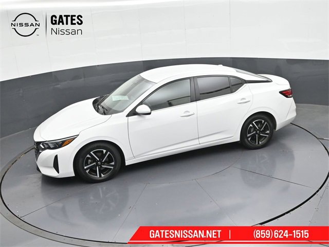 Used 2025 Nissan Sentra SV image 43