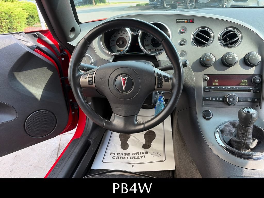 Used 2007 Pontiac Solstice Convertible w/ Premium Package RWD image 26