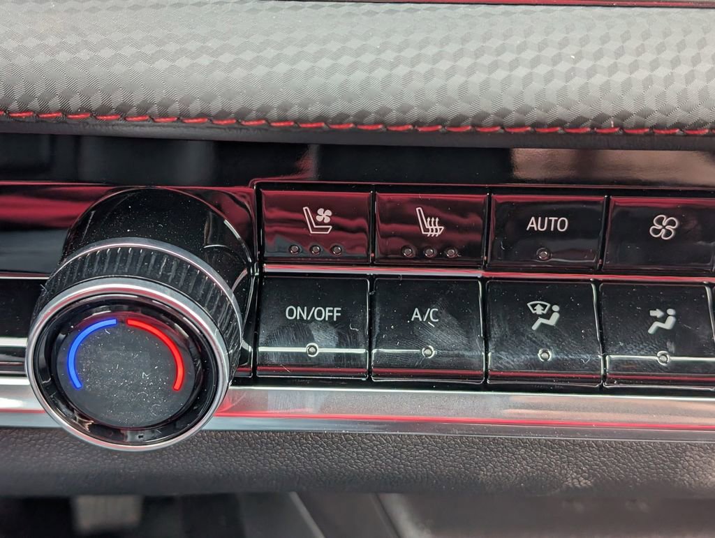 New 2026 Chevrolet Equinox RS w/ Convenience Package III image 30