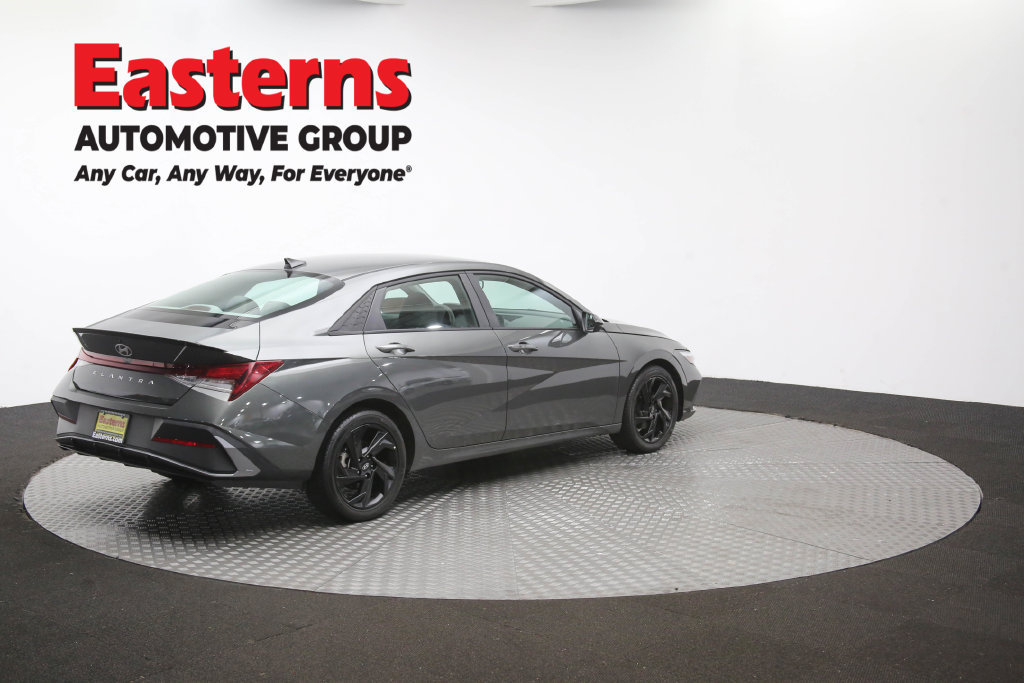 Used 2026 Hyundai Elantra Sport FWD image 42