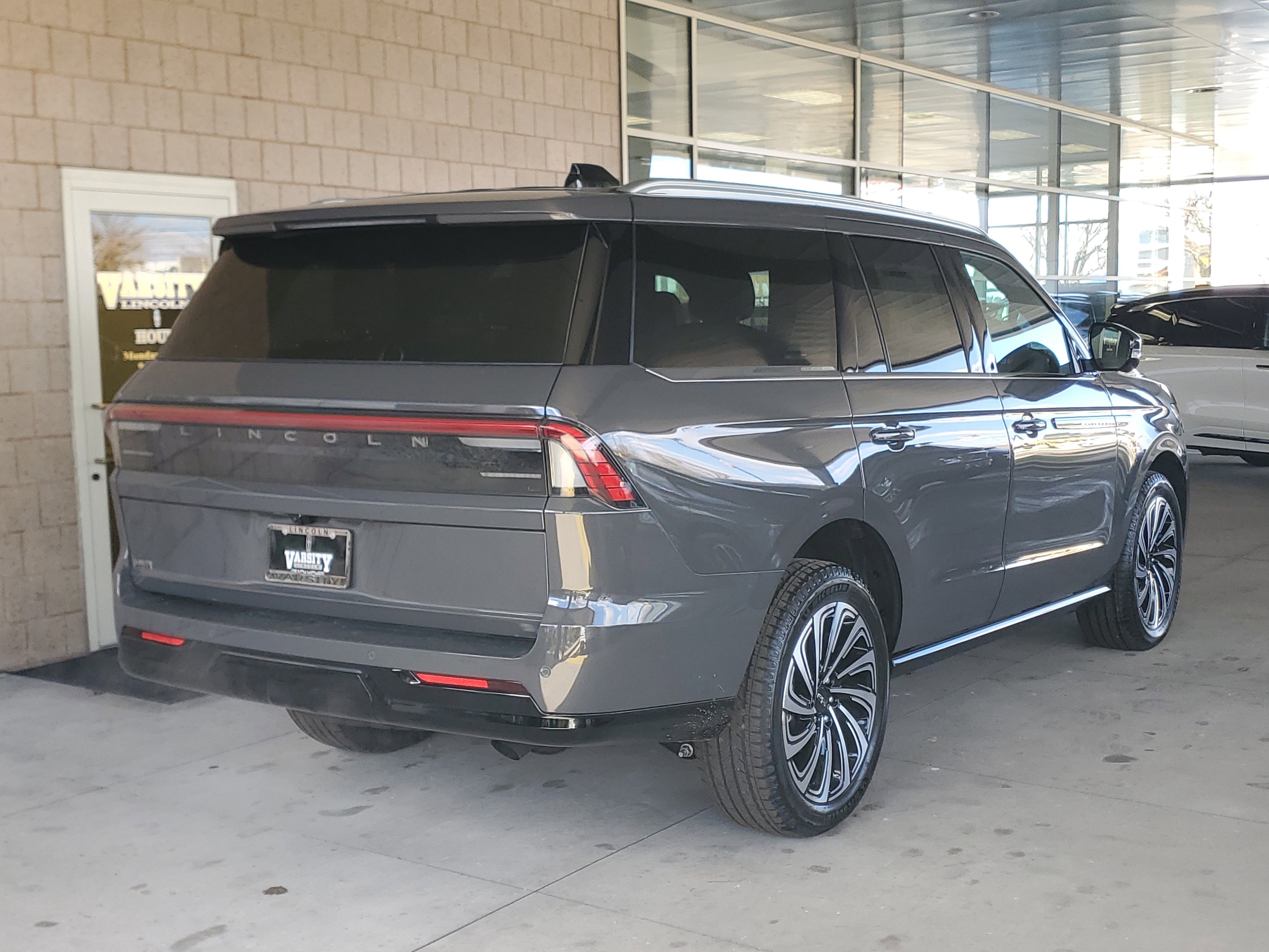 New 2026 Lincoln Navigator Black Label image 4
