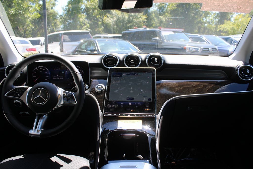 Certified 2025 Mercedes-Benz GLC 350e image 26