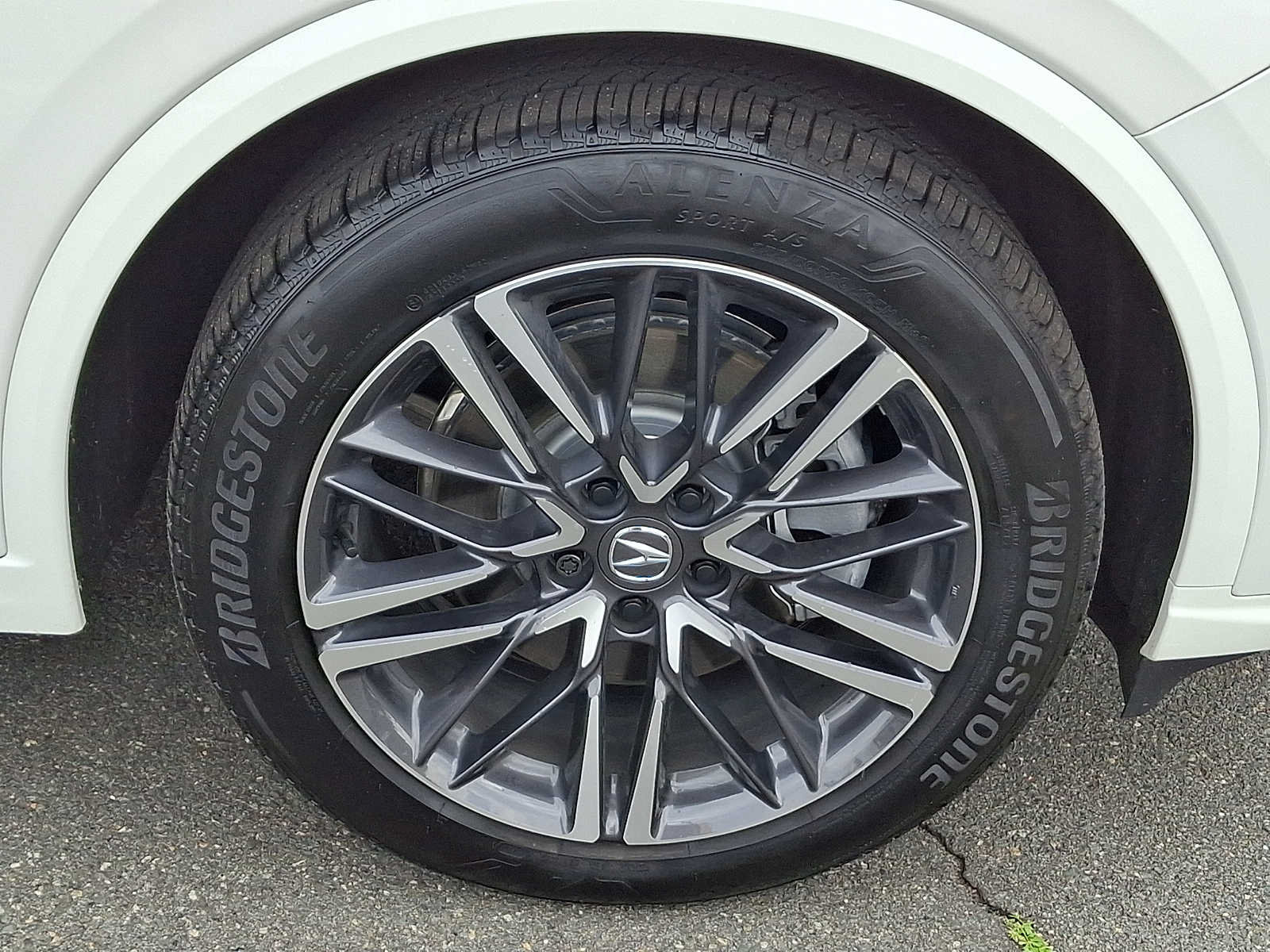 Certified 2026 Acura MDX w/ Advance Package AWD/4WD image 8