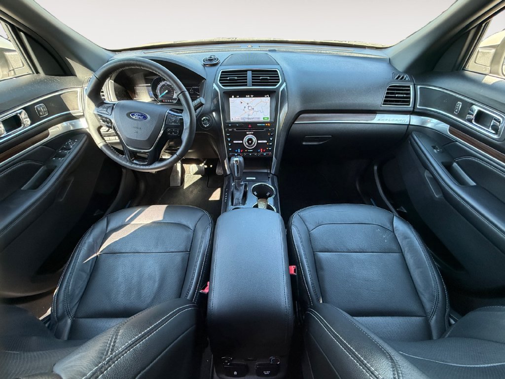 Used 2018 Ford Explorer Limited FWD image 12