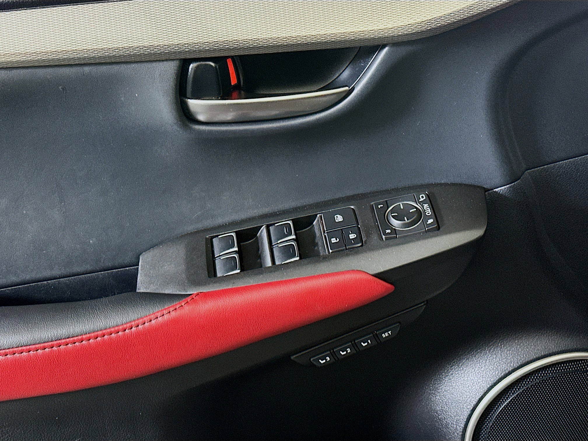 Used 2018 Lexus NX 300 F Sport w/ F Sport Premium Package image 15