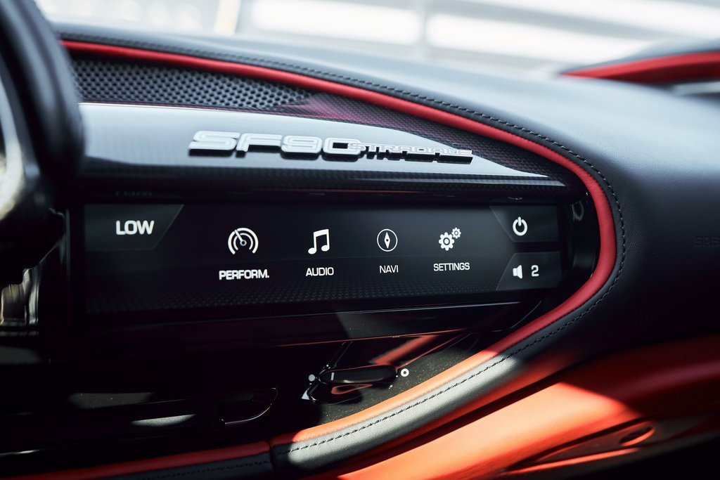 Used 2022 Ferrari SF90 Stradale image 71