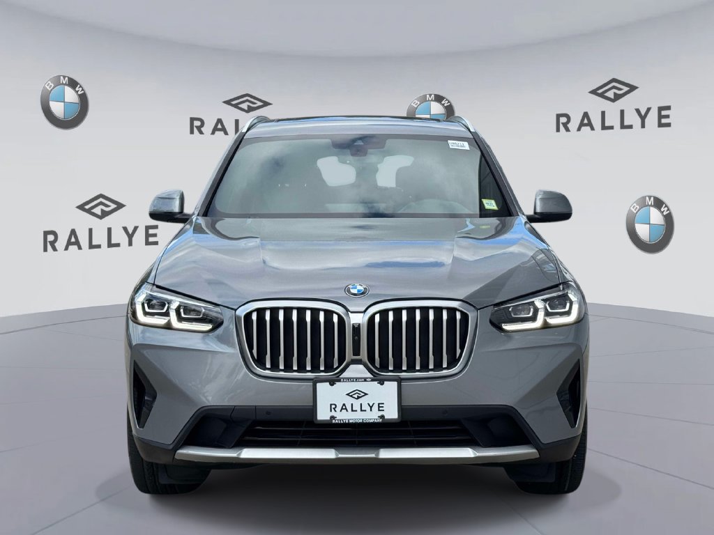Used 2023 BMW X3 xDrive30i w/ Premium Package AWD/4WD image 2
