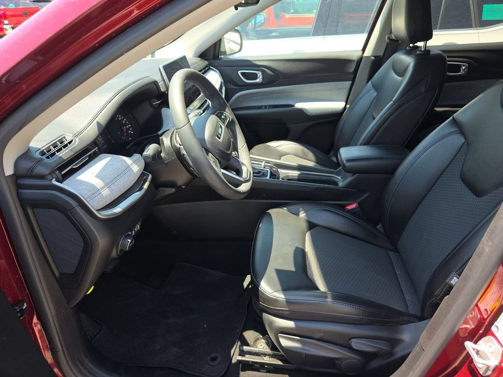 Used 2022 Jeep Compass Latitude AWD/4WD image 5