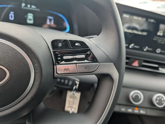 New 2026 Hyundai Elantra SE image 19