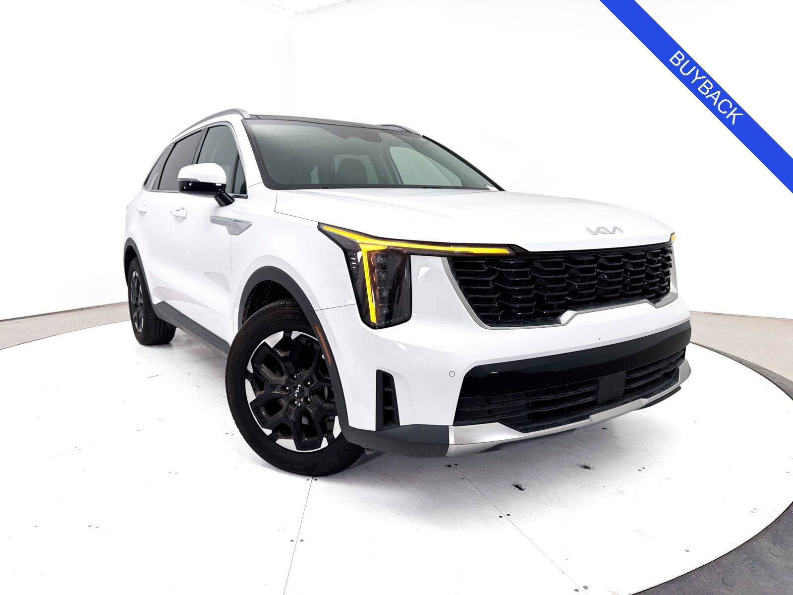 Used 2024 Kia Sorento S w/ Panoramic Sunroof Package
