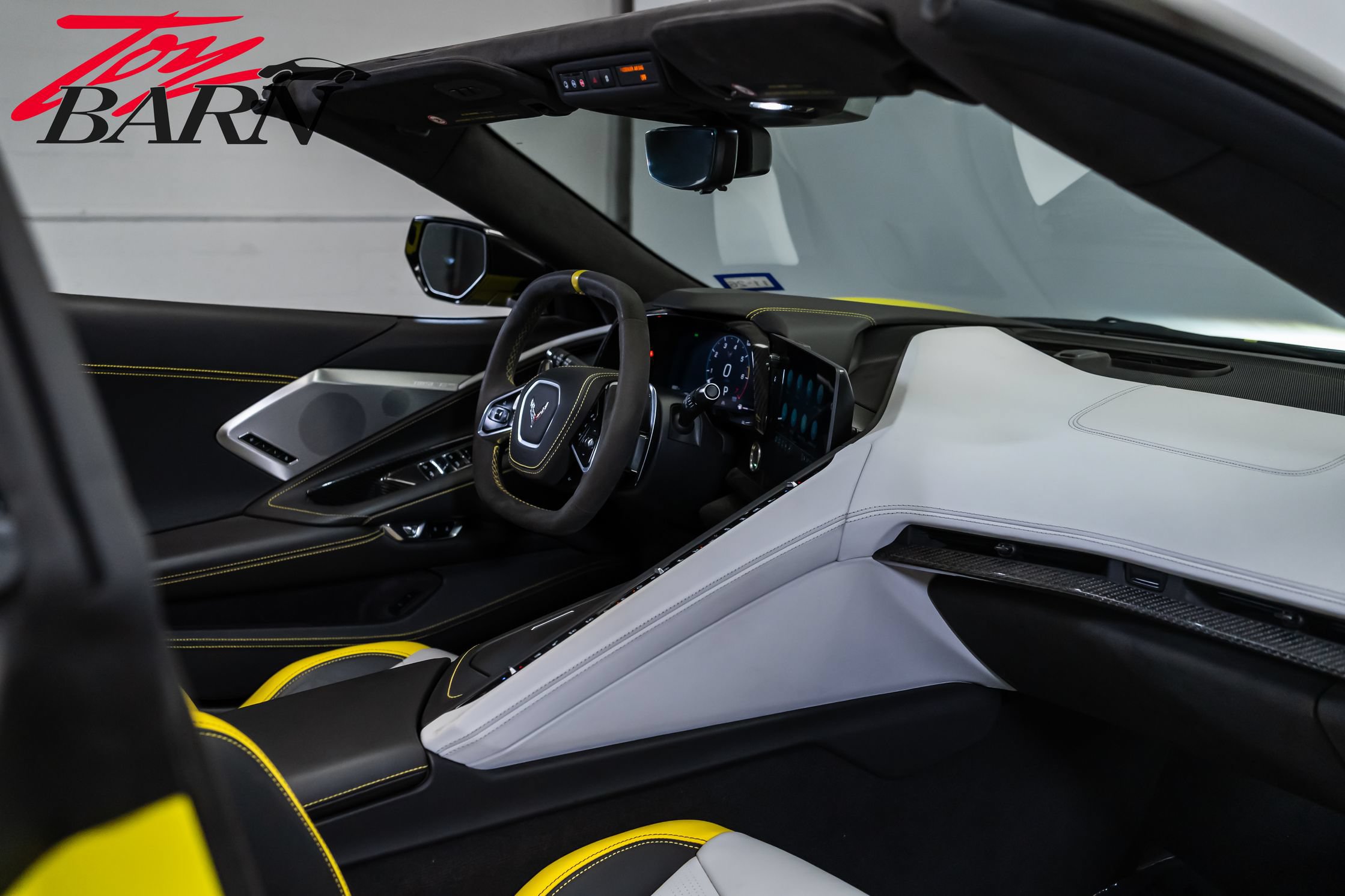 Used 2021 Chevrolet Corvette Stingray Premium Conv w/ Z51 Performance Package RWD image 51