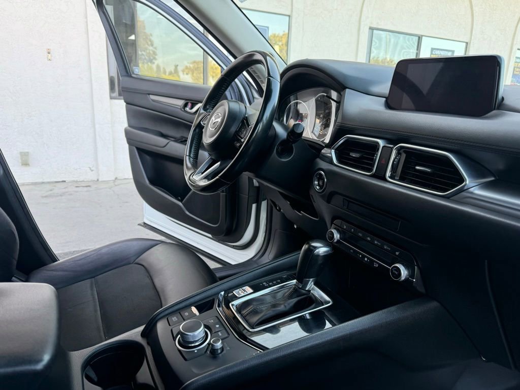 Used 2020 MAZDA CX-5 Touring FWD image 20