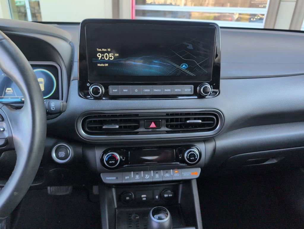 Certified 2023 Hyundai Kona Limited image 19