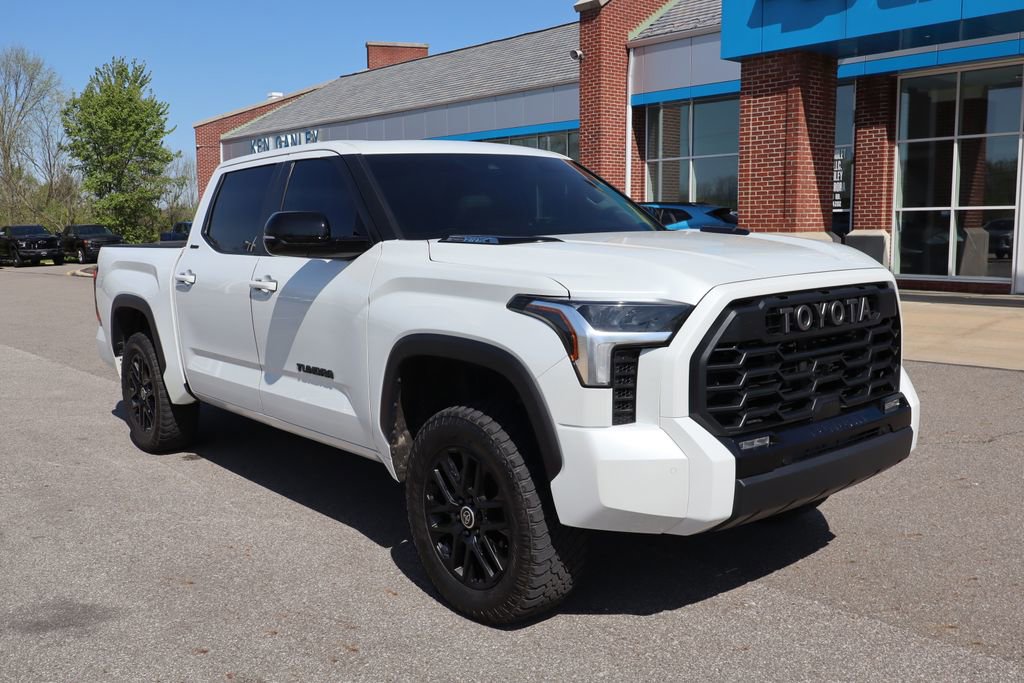 Used 2024 Toyota Tundra Limited w/ Nightshade Package AWD/4WD image 4