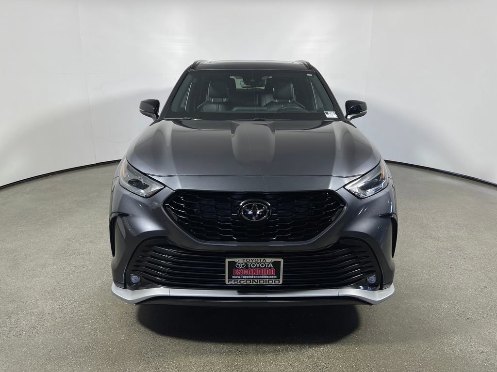 Certified 2025 Toyota Highlander XSE AWD/4WD image 8