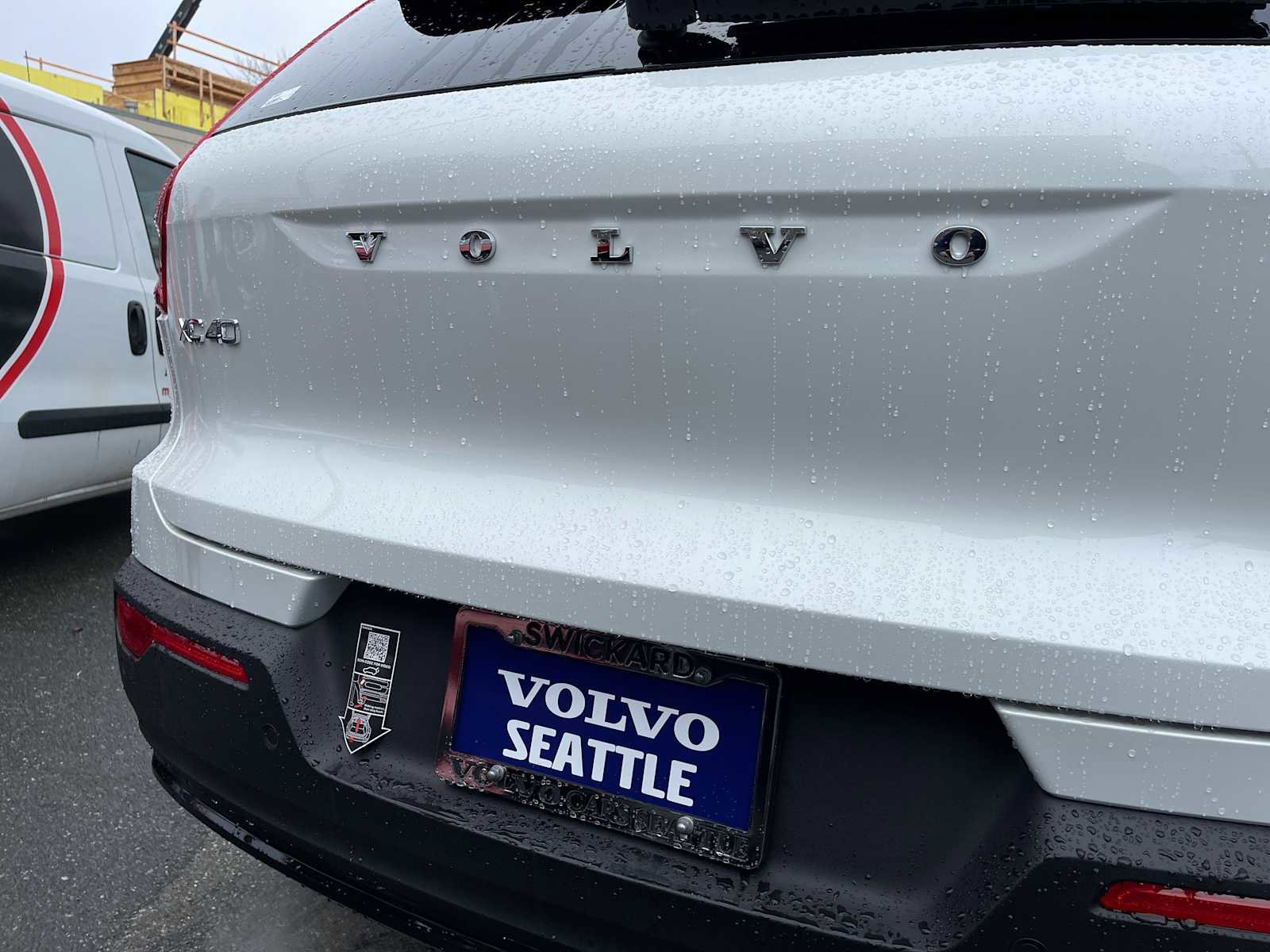 New 2023 Volvo XC40 B5 Plus w/ Protection Package Premier image 7