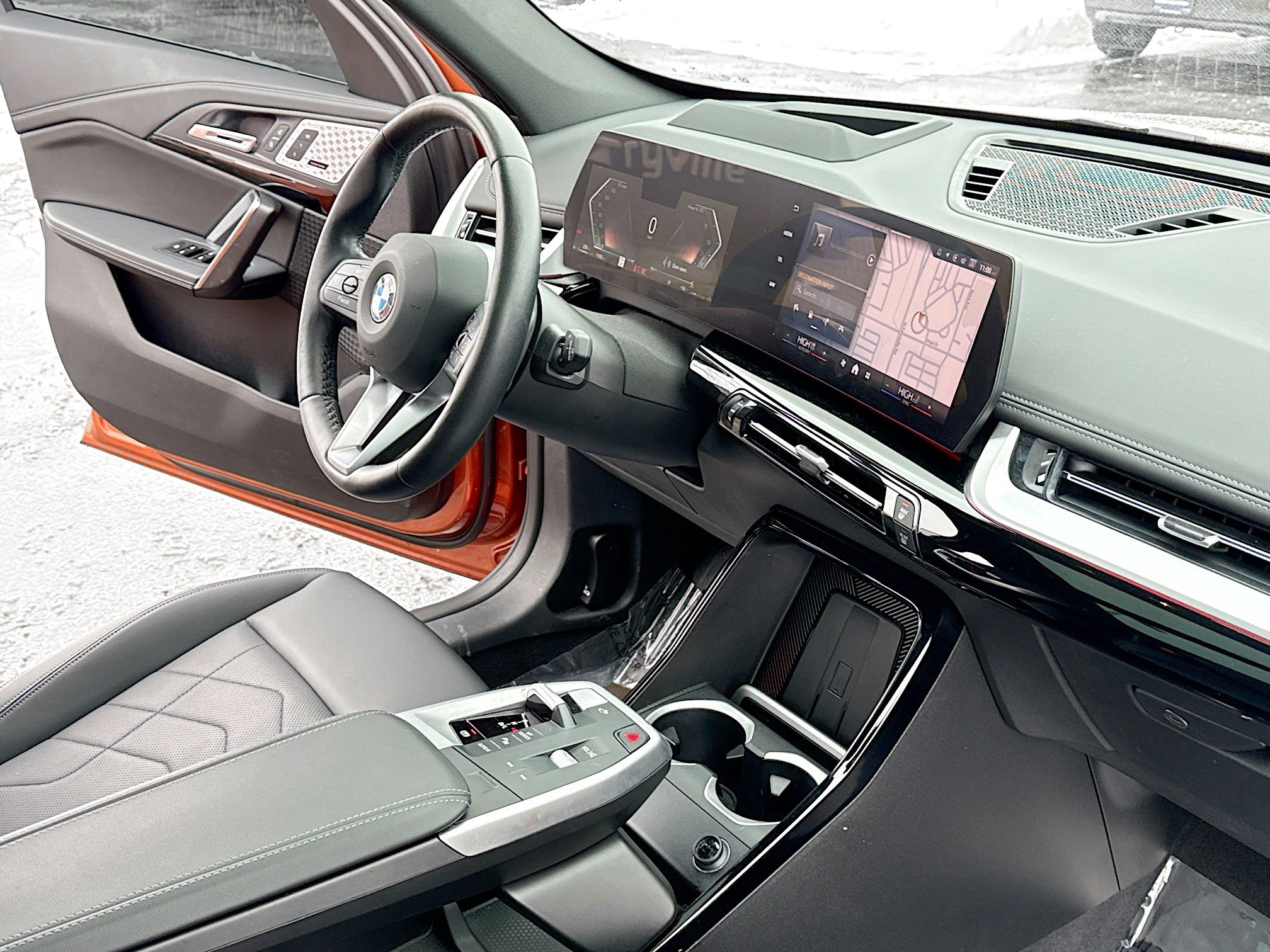 Used 2024 BMW X1 xDrive28i w/ Premium Package image 5