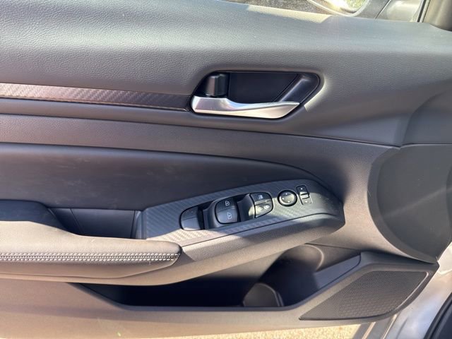 New 2025 Nissan Altima 2.5 SV w/ SV Special Edition Package image 8