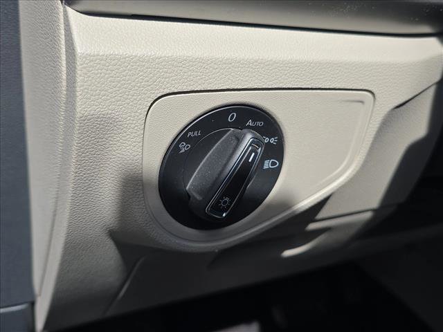 Used 2023 Volkswagen Atlas SE FWD image 8
