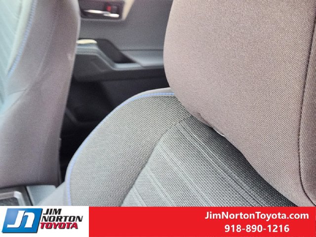 Used 2026 Toyota RAV4 SE AWD/4WD image 15