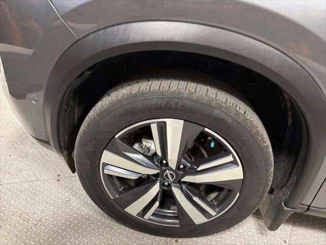 Used 2023 Nissan Rogue SL w/ SL Premium Package AWD/4WD image 17