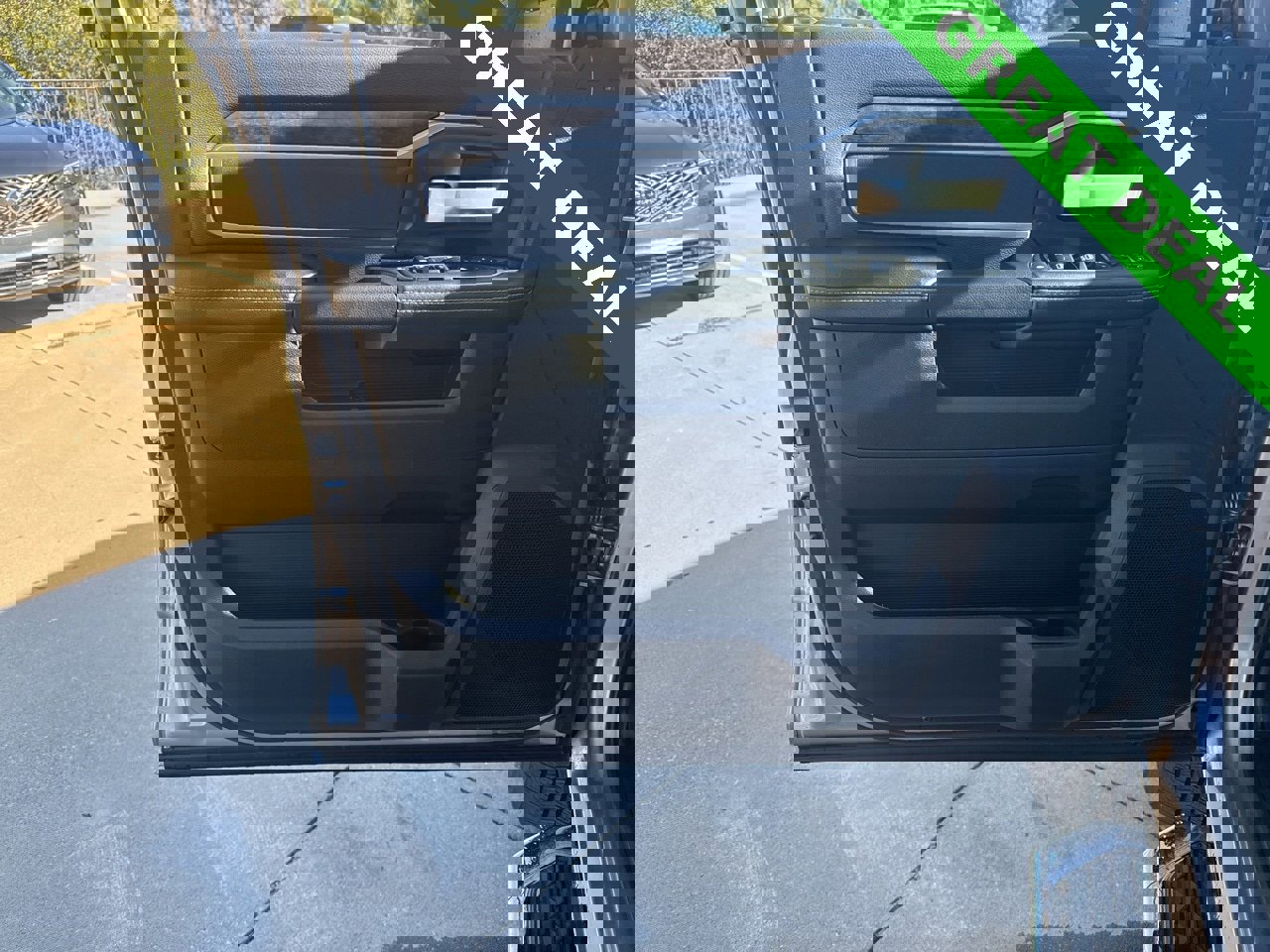 Used 2024 RAM 2500 Big Horn w/ Safety Group image 15