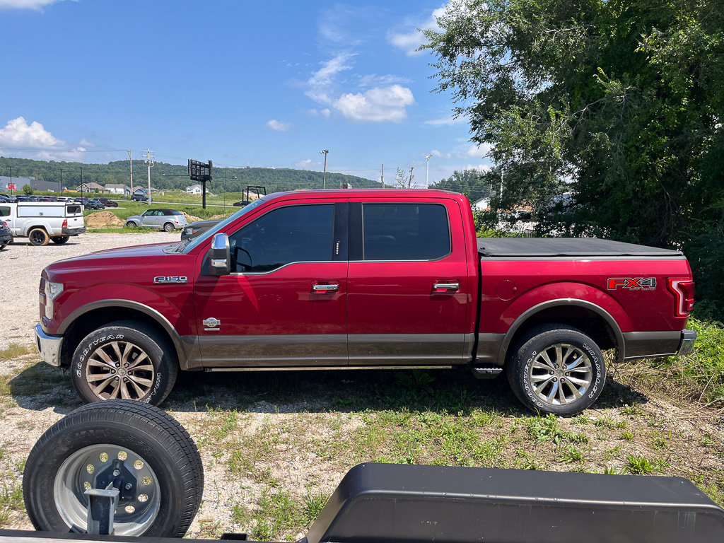 Used 2015 Ford F150 King Ranch w/ Equipment Group 601A Luxury AWD/4WD image 3