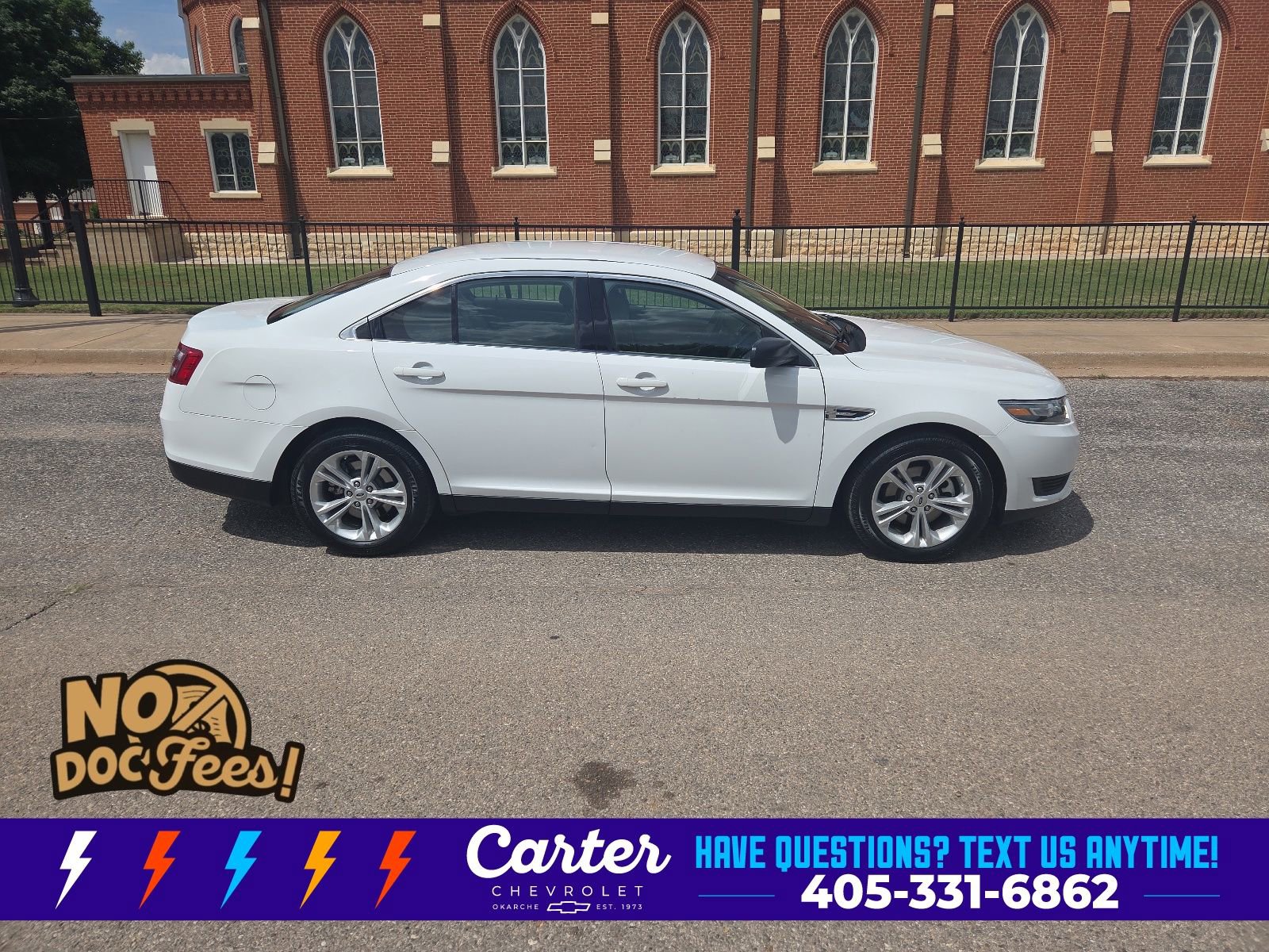 Used 2019 Ford Taurus SE FWD image 10