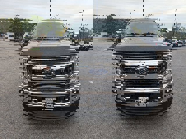 Certified 2022 Ford F250 XLT w/ XLT Premium Package image 3