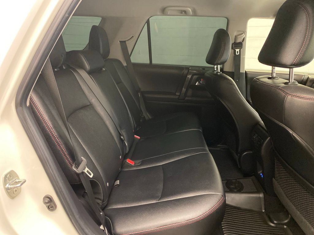 Used 2023 Toyota 4Runner TRD Off-Road Premium AWD/4WD image 28