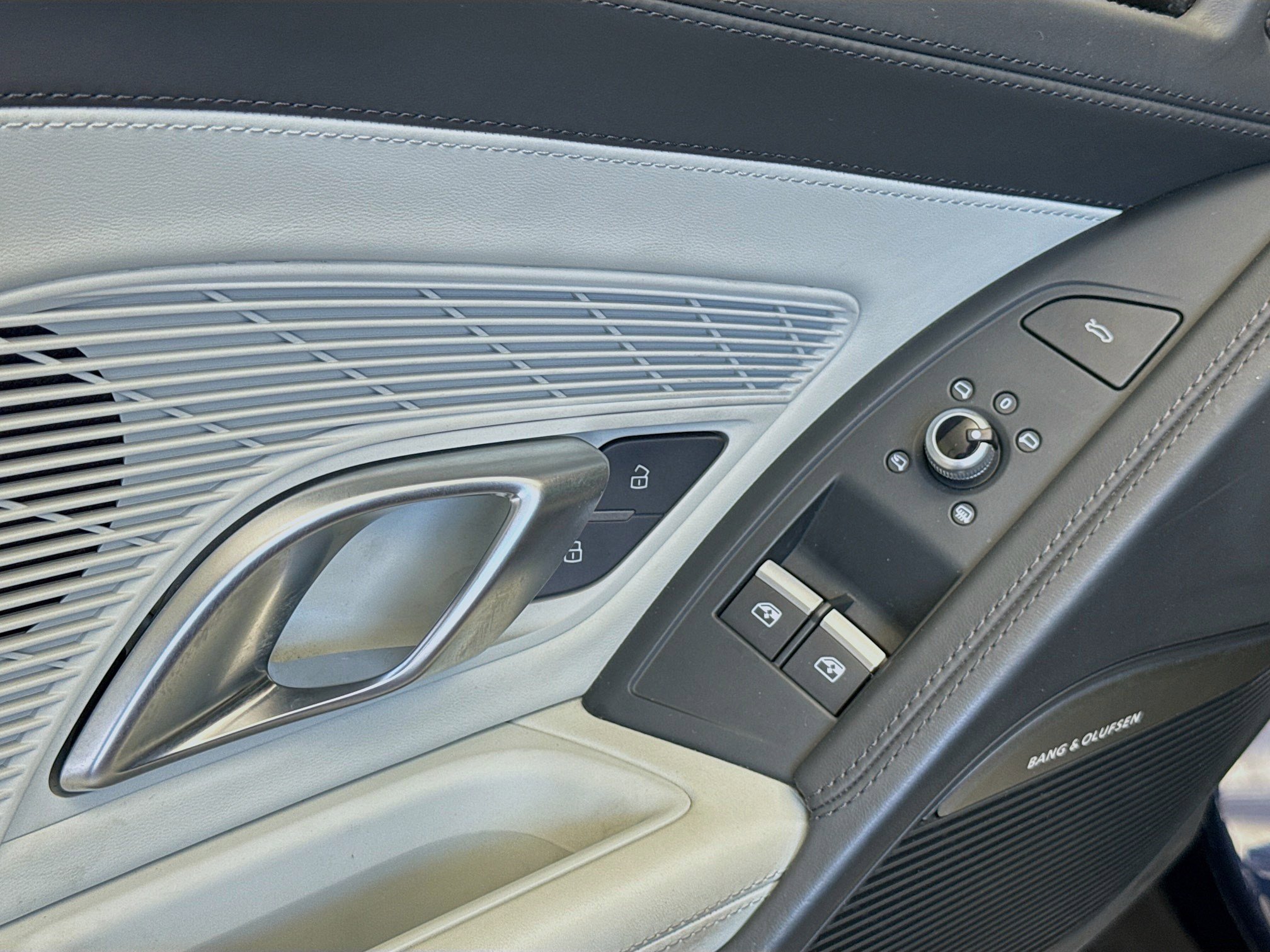 Used 2020 Audi R8 V10 image 14