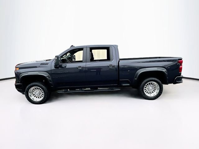Used 2024 Chevrolet Silverado 2500 Custom w/ Custom Value Package image 4