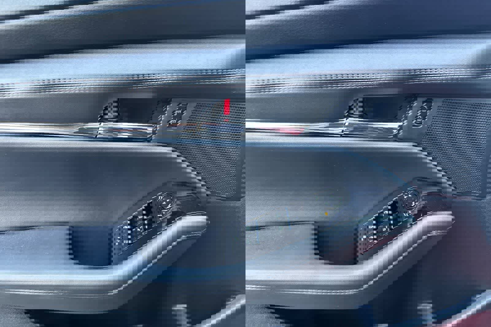 Used 2021 MAZDA MAZDA3 s image 12