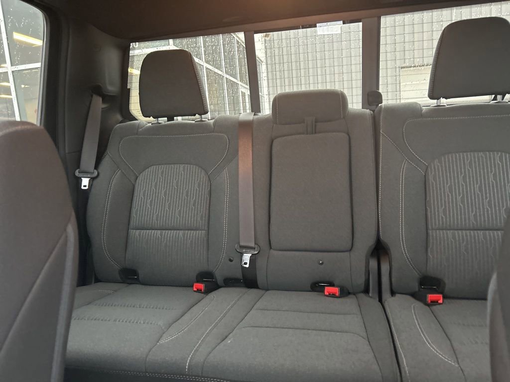 Used 2023 RAM 1500 Big Horn AWD/4WD image 25