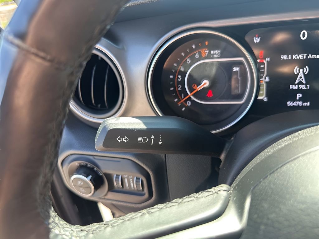 Used 2022 Jeep Gladiator Willys image 31
