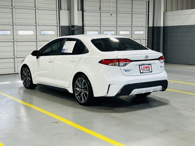 Used 2021 Toyota Corolla SE image 16