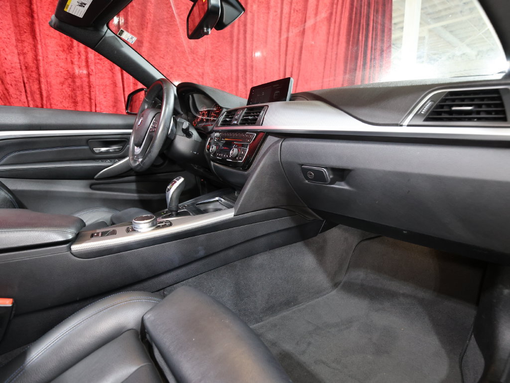 Used 2020 BMW 430i Convertible w/ M Sport Package RWD image 23