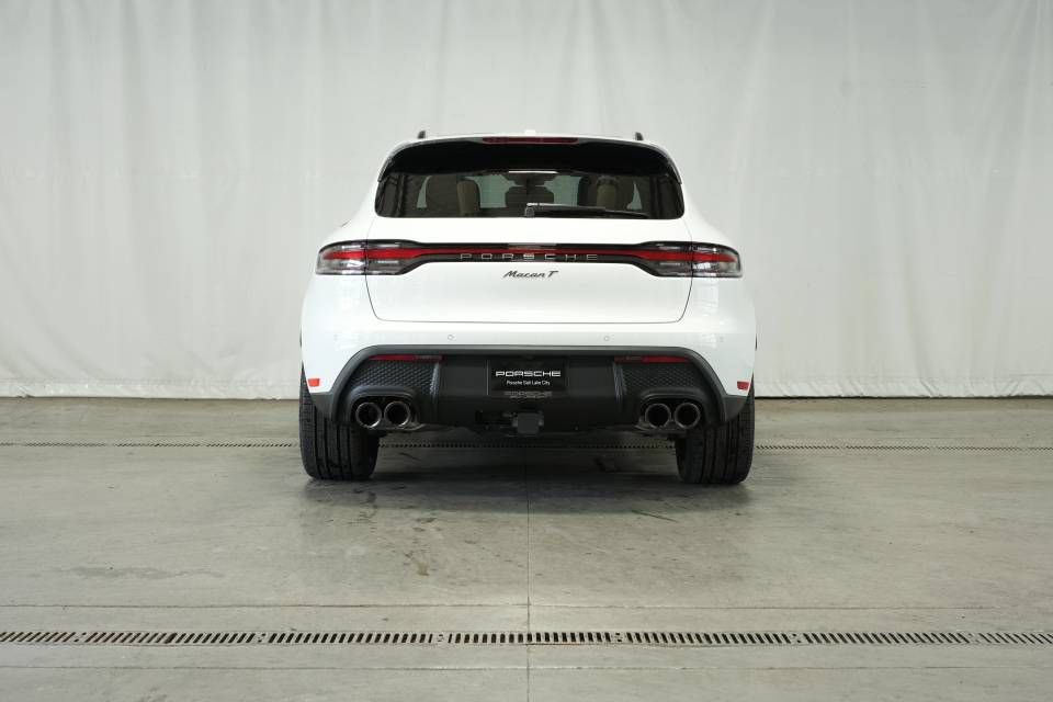 Certified 2025 Porsche Macan Turbo AWD/4WD image 6