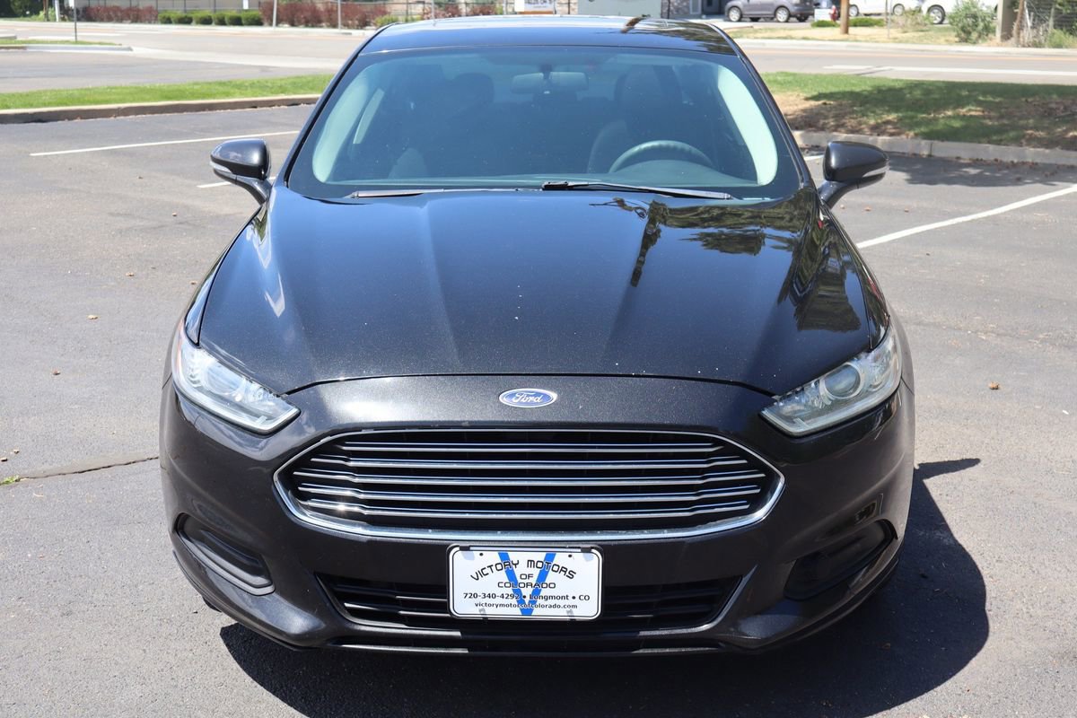Used 2014 Ford Fusion SE FWD image 12