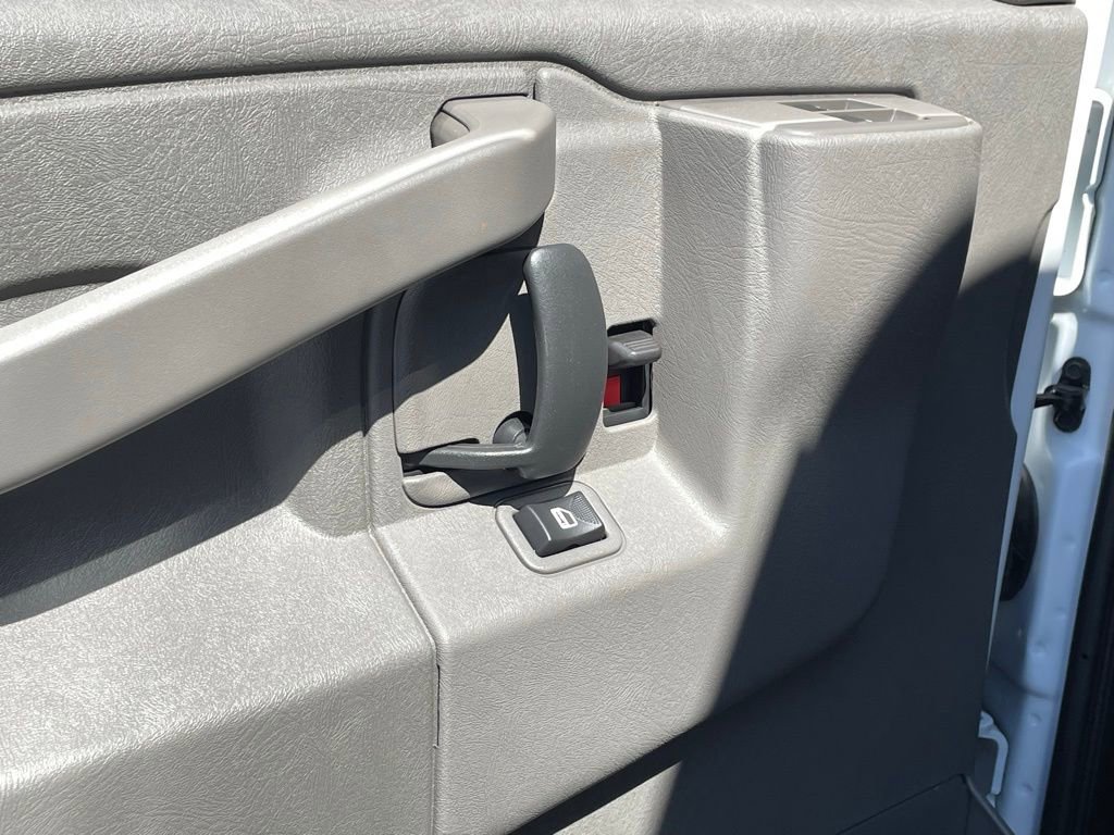 New 2025 Chevrolet Express 3500 w/ Power Convenience Package image 14
