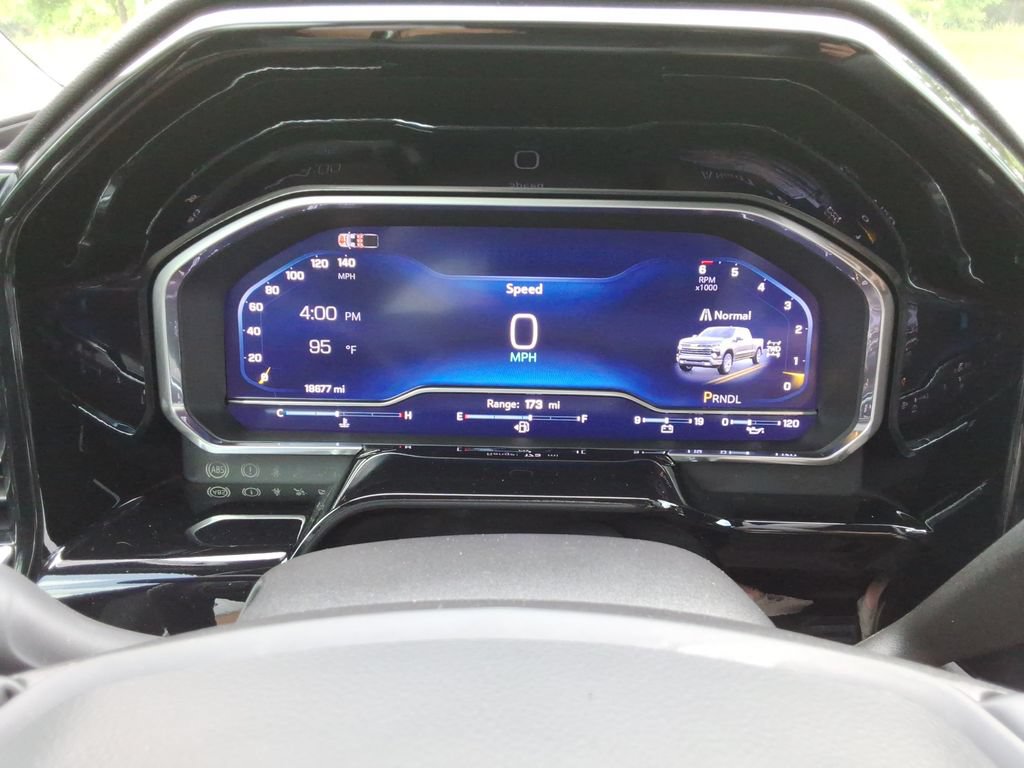 Certified 2024 Chevrolet Silverado 1500 RST AWD/4WD image 28