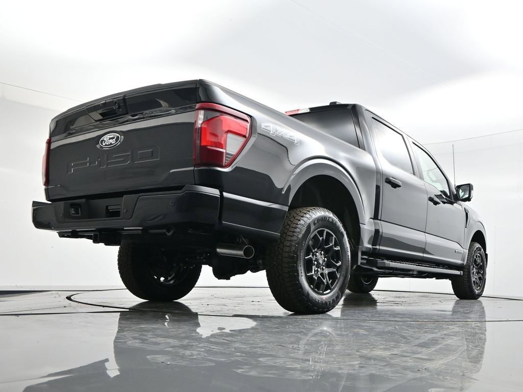 New 2025 Ford F150 XLT w/ Equipment Group 302A MID image 35