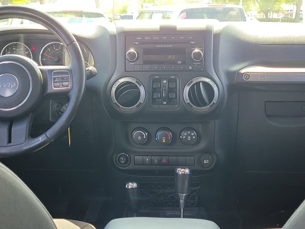 Used 2015 Jeep Wrangler Unlimited Sport w/ Quick Order Package 24S image 15